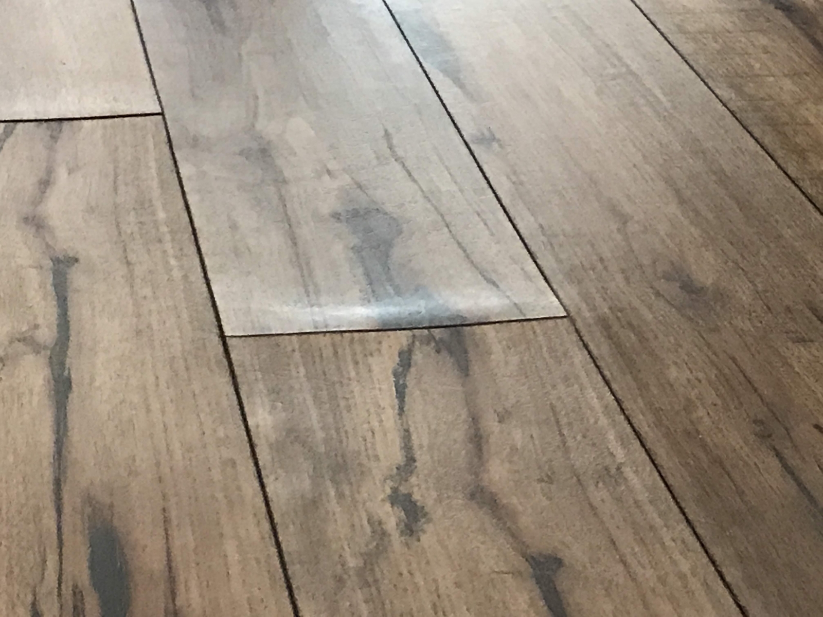 Laminate Flooring Problems, Resilient Vinyl Plank Flooring Problems